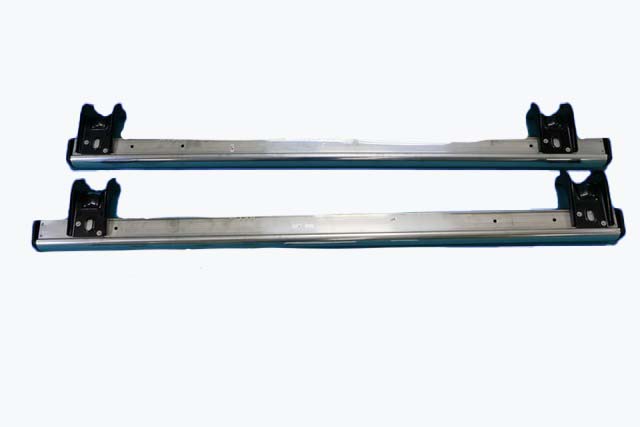 Ram Stainless Steel Tubular Side Steps, Cab Length with Black Pad for Ram 1500 DS Classic Body Style 82213271AC