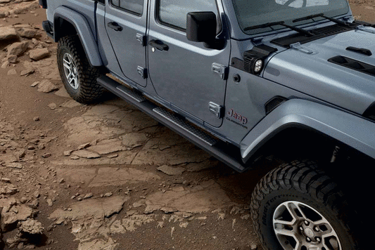 Jeep 2020-2023 Tubular Side Steps, Aluminum, Black 82215609AB