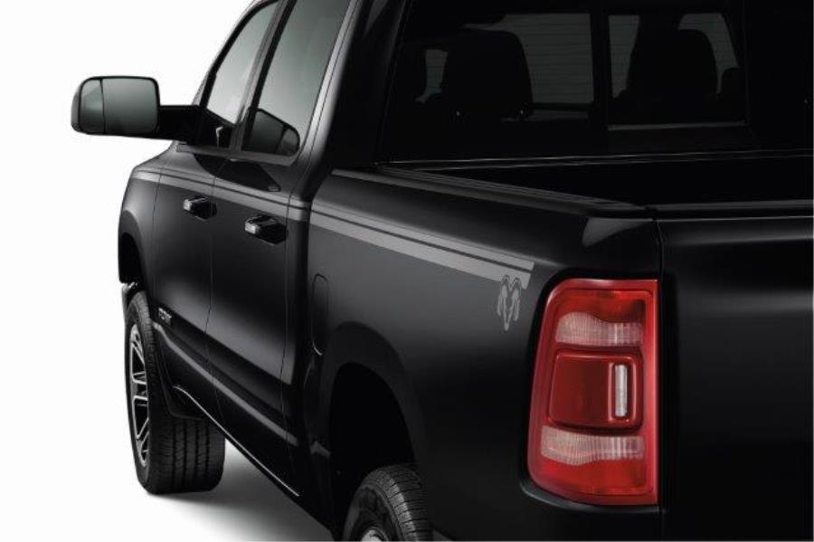 Mopar Grey Metallic Bodyside Graphic - Crew Cab With 5' 7\